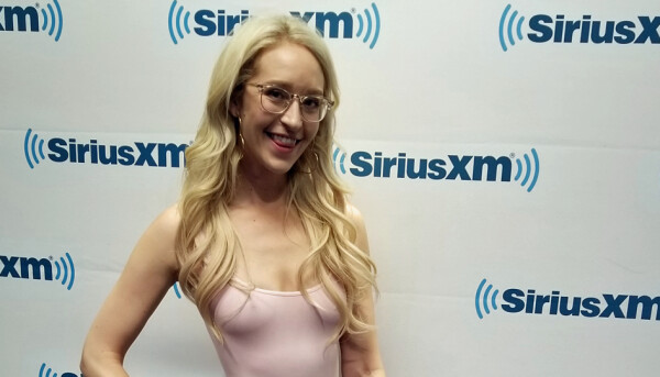 Ginger Banks, Sex Workers Unite to Berate Bernie Sanders Over SESTA